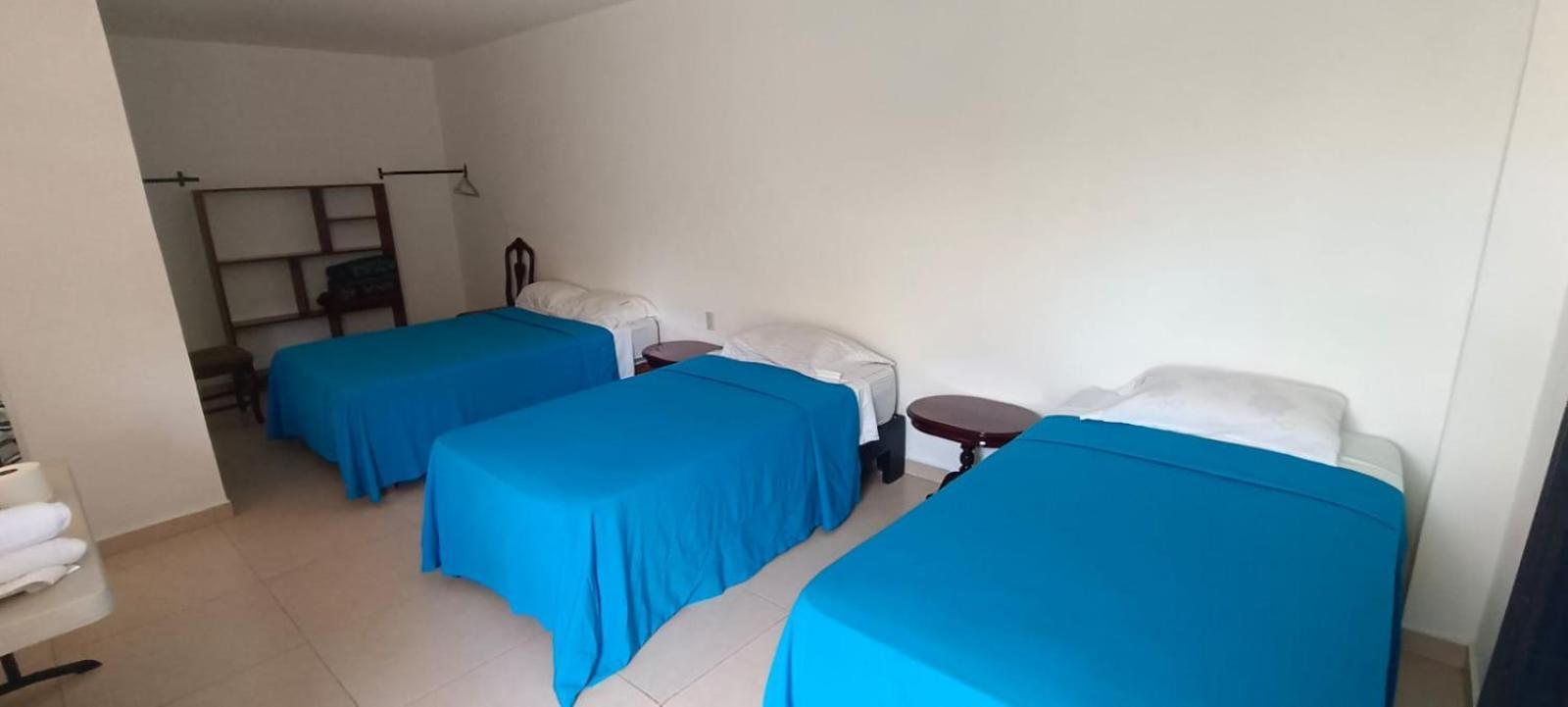Estancia Santa Fe Celaya  Zimmer foto