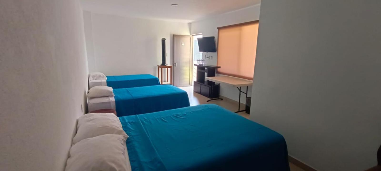 Estancia Santa Fe Celaya  Zimmer foto